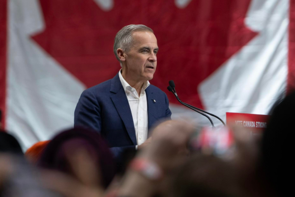 Prime Minister Mark Carney speaks to supporters before the 2025 federal election. (Facebook)