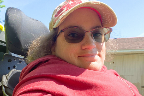 Sam Malone has been searching for a part-time job for two years, but says the fact she uses a power wheelchair has prevented employers from taking a chance on her. (Sam Malone/Supplied)