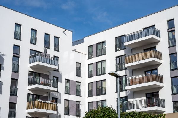 new-white-apartment-building-2022-12-17-03-41-56-utc